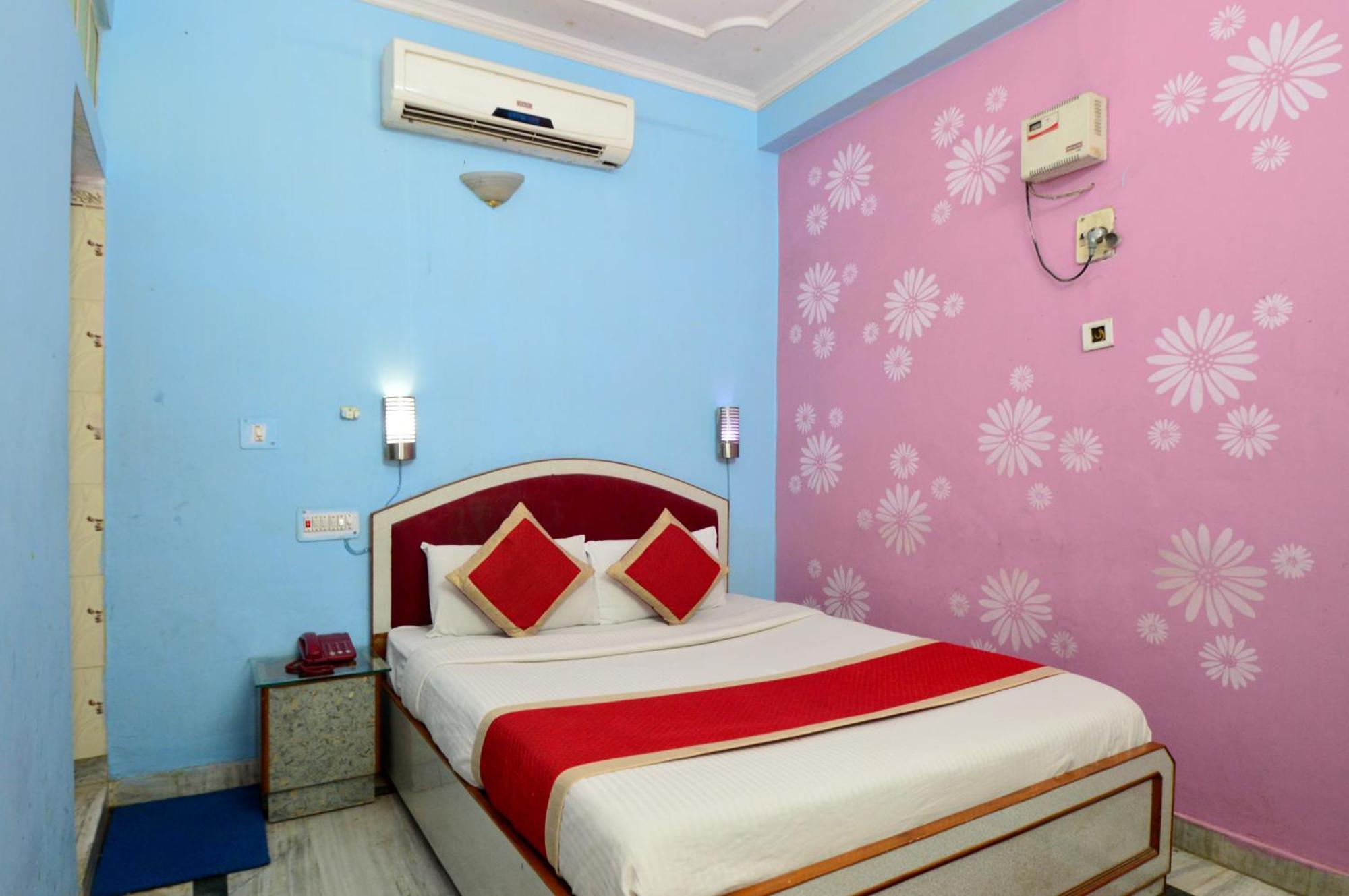 Hotel Jai Maa Palace Джайпур Екстериор снимка
