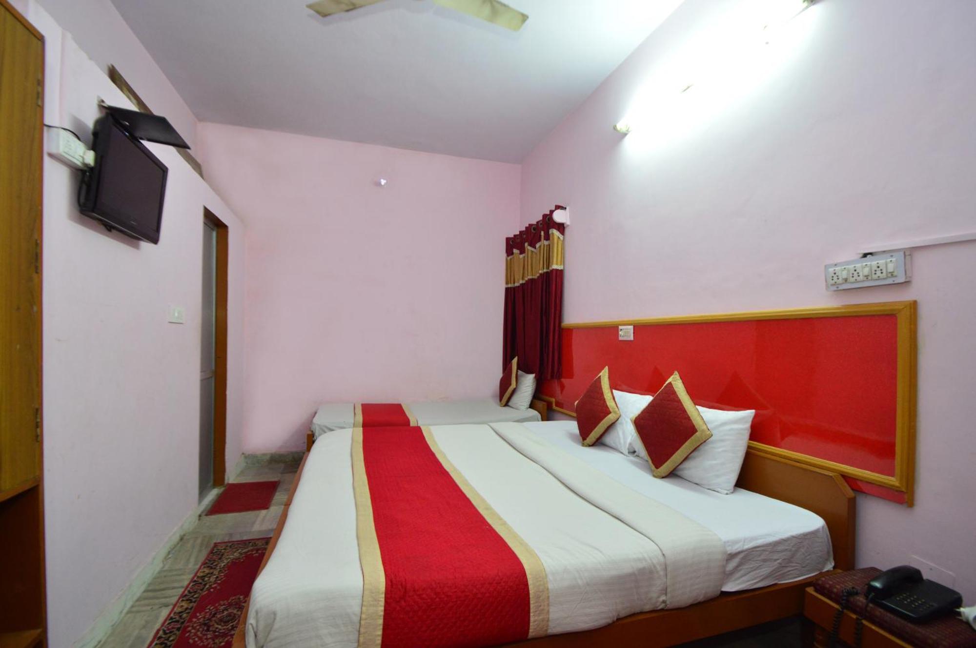 Hotel Jai Maa Palace Джайпур Екстериор снимка